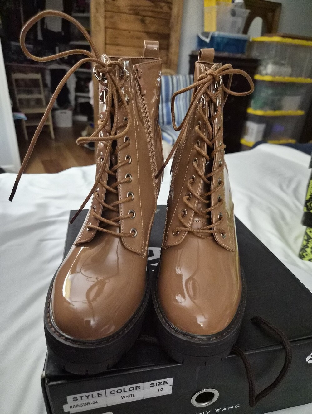 Brand New Azalea Wang Ankle Booties